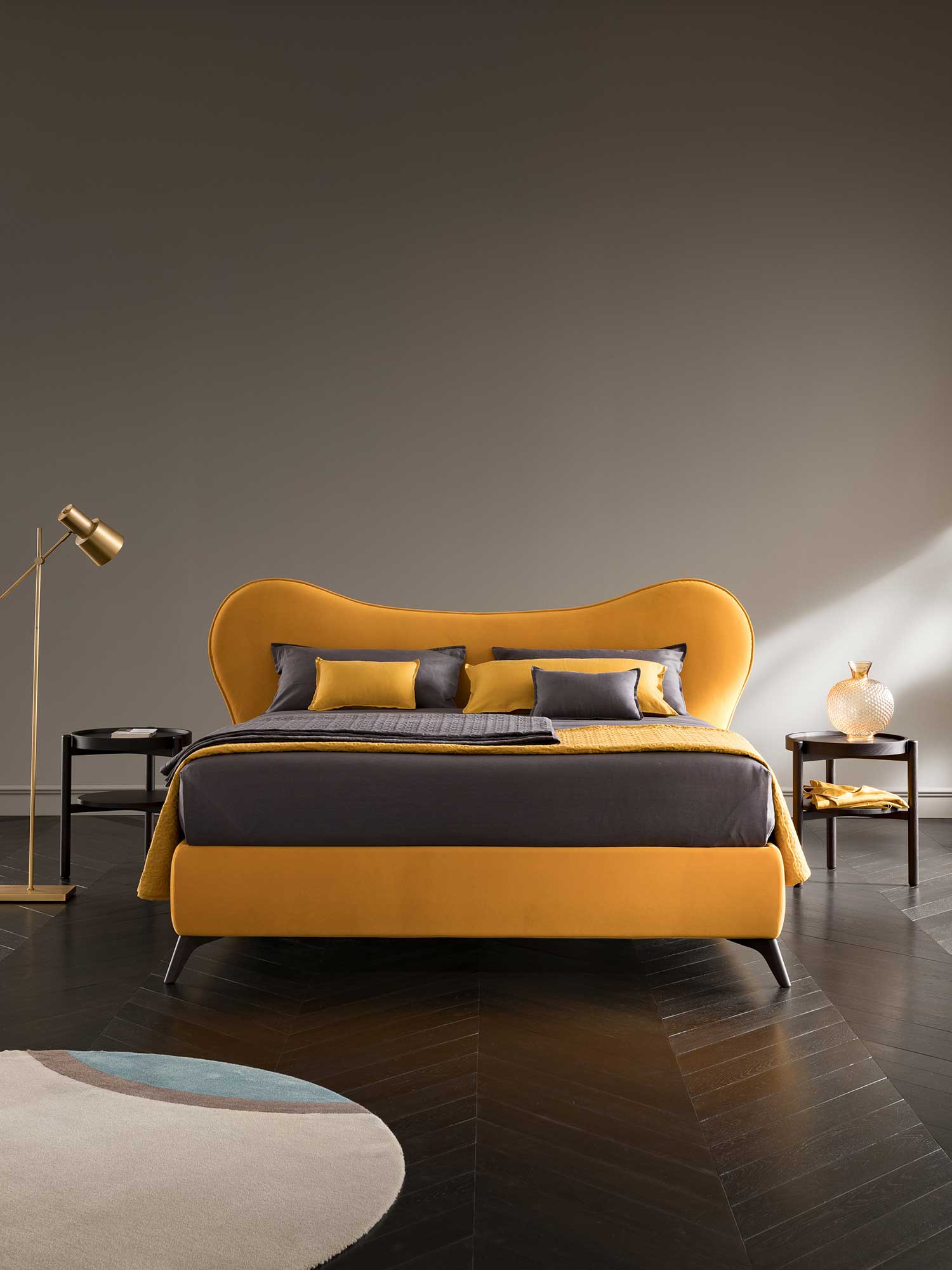 Altrenotti Mickey Bed 義大利進口家具 軟墊床架 臥室家具 進口床架 義大利床頭設計 床墊寢具